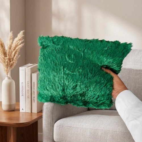 Fluffy Square Pillow (Green)