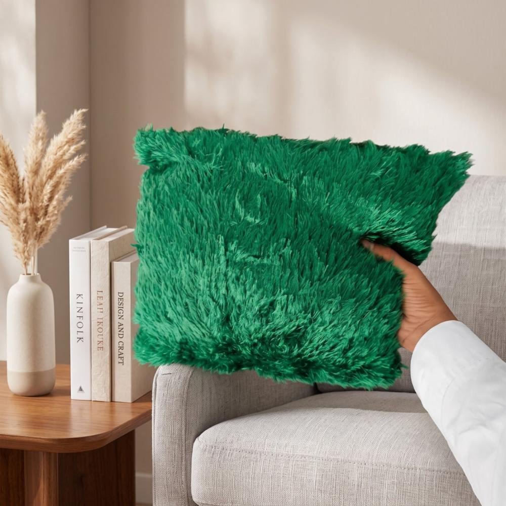 Fluffy Square Pillow (Green)